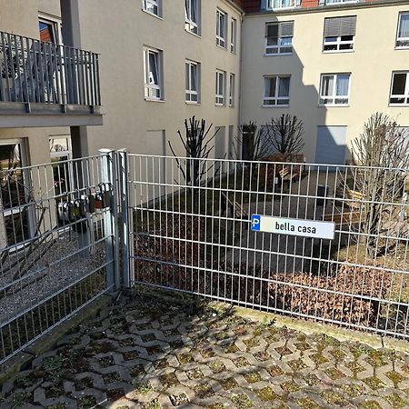 Bella Casa - Business&Family, 100M Zum Konzerteingang Schloss, Parkplatz, Smarttv, Netflix, Waschmaschine, 24H Checkin, 36Qm, Ap 12 Ludwigsburg Exterior photo